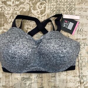 Victoria’s Secret sport bra
